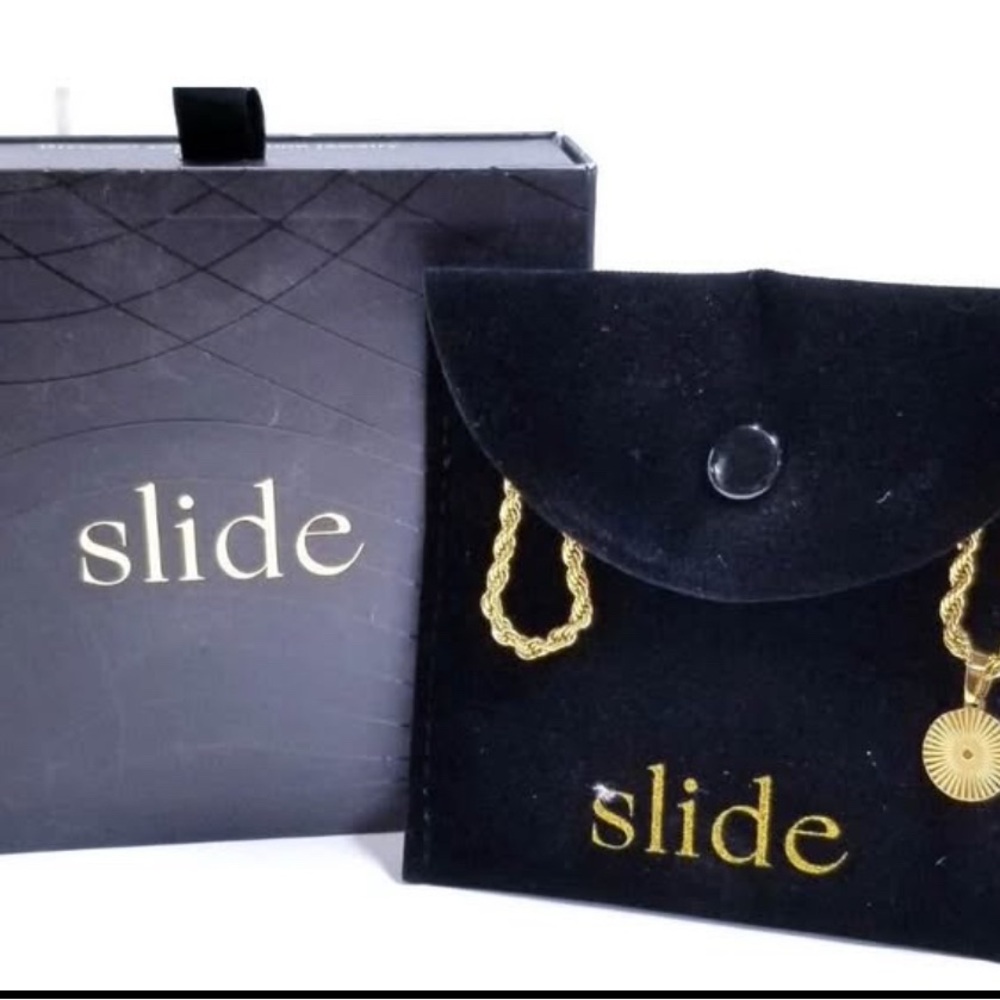 Accessory Slide Pendant and Rope Bracelet Gold Tones